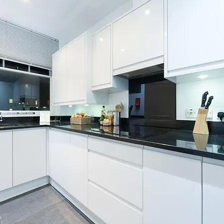 Knightsbridge Apartments