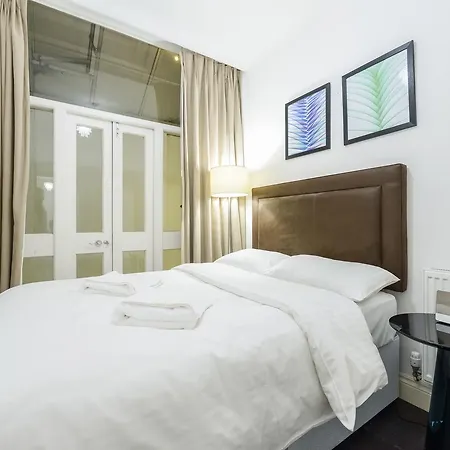 Knightsbridge Apartments Apartment London