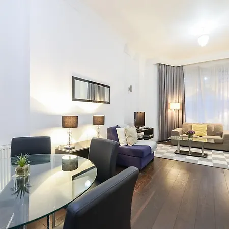 Knightsbridge Apartments * London