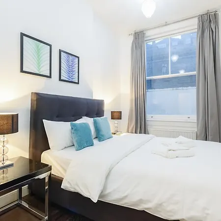 Knightsbridge Apartments Apartment