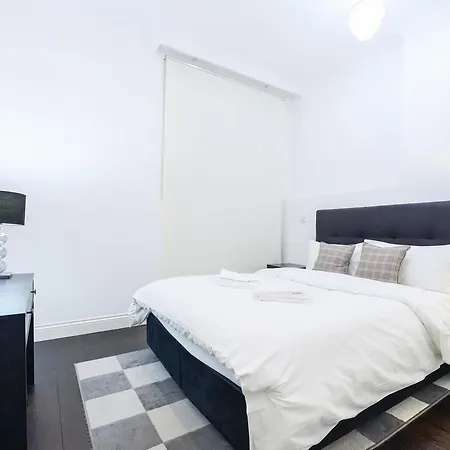 Knightsbridge Apartments