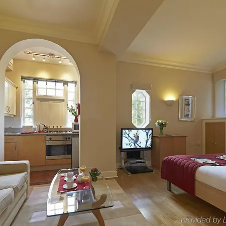 Aparthotel Citadines St Marks 4*