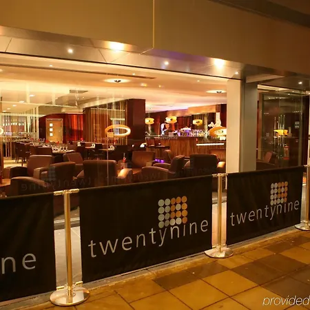 The Continental Hotel, Heathrow 4* Hounslow