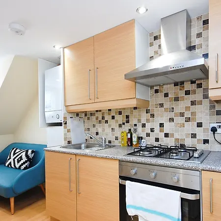 35 Swinton Street Aparthotel