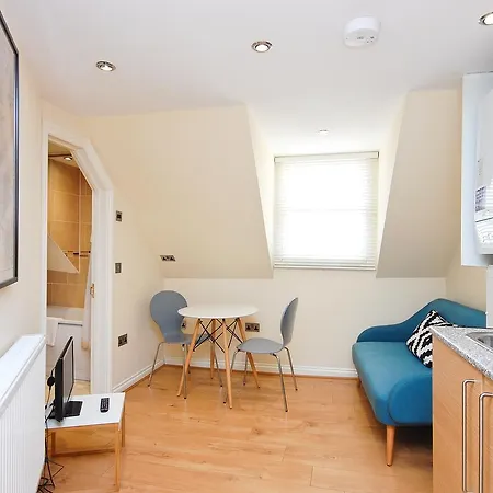 Aparthotel 35 Swinton Street London