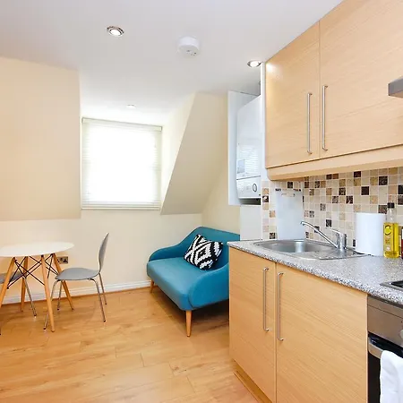 35 Swinton Street Aparthotel 3*