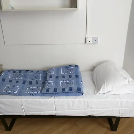 Hostel Belvedere House *