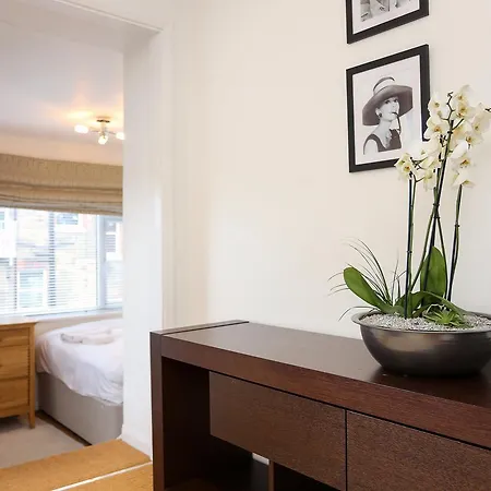 Apartment Professionally Cleaned 1 Bed Flat In South Kensington