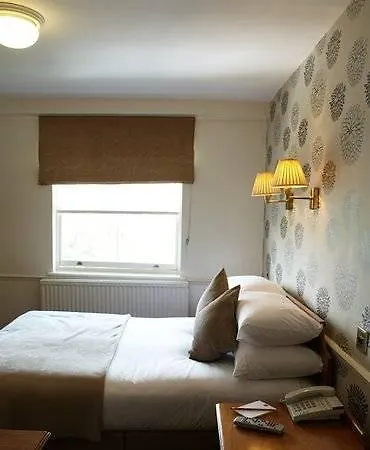 Umi Hotel London