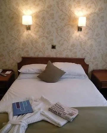 Umi Hotel