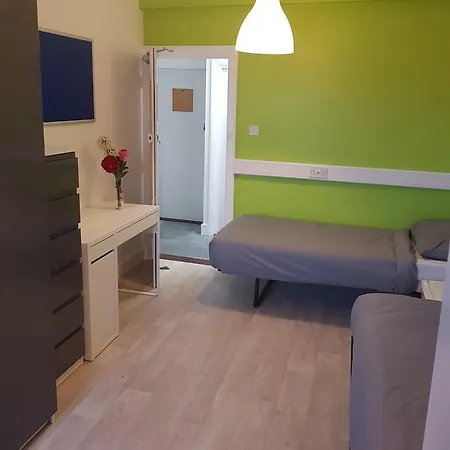 New Mansion House Hostel London
