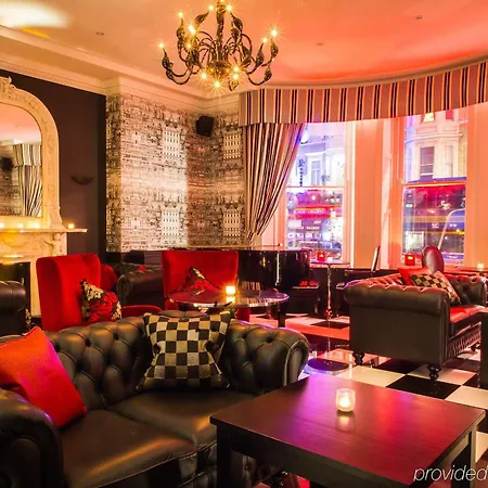 Отель Park International 4*
