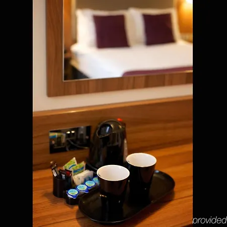 Hotel Quality Hampstead 3*