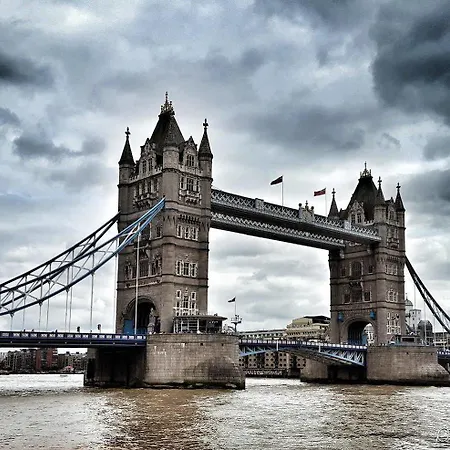 Express Limehouse By Ihg London