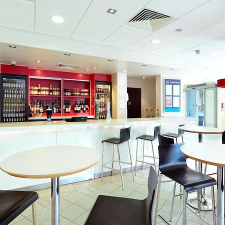 Travelodge Waterloo 3* Londýn