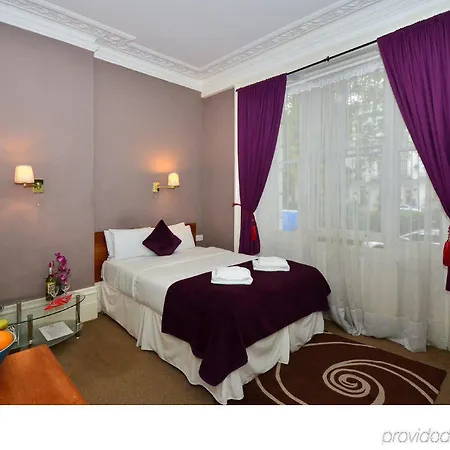 So Paddington Hotel