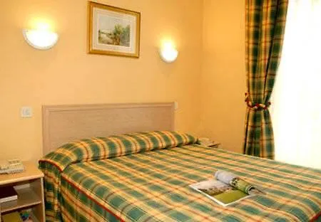 Henry Viii 4* London