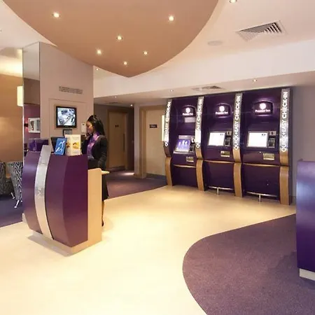 Hotel Premier Greenwich 3*