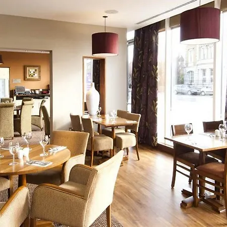 Premier Greenwich Hotel