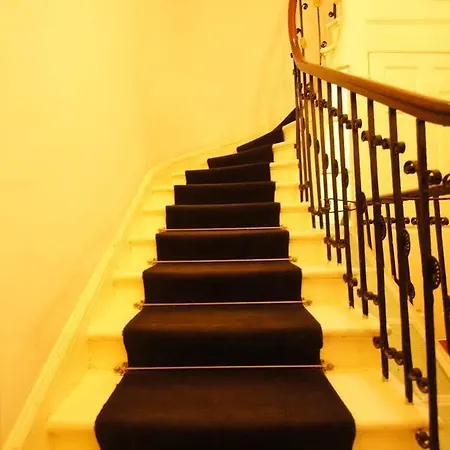 Green Park Hotel