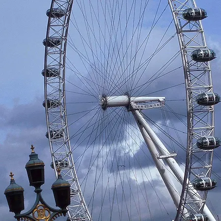 Victory House Leicester Square فندق لندن