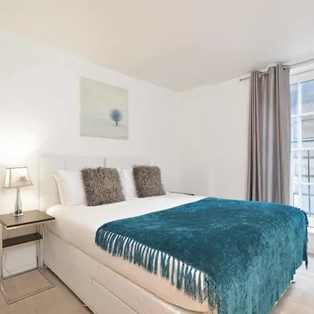 Apartment Uber Eye House London