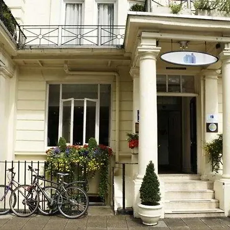 Hotel Umi