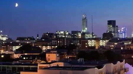 - Whitechapel By Ihg Hotel 4*