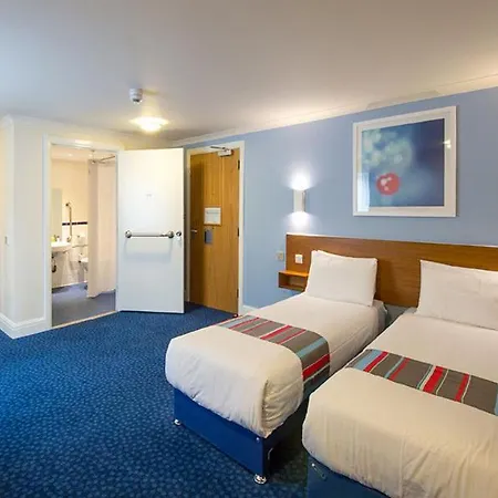 Travelodge Chigwell 3* Londra