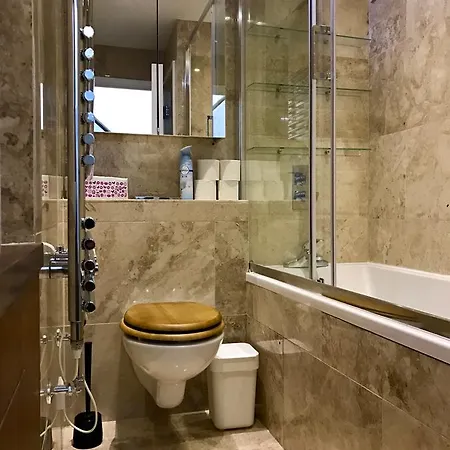 Guest house Islington Serviced 3*