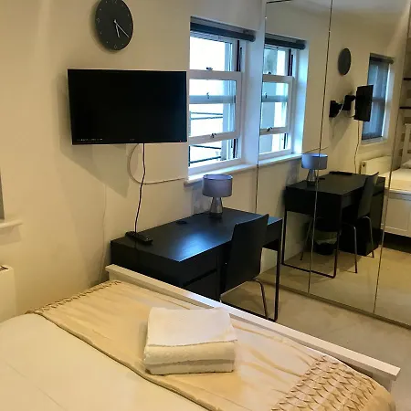Guest house Islington Serviced