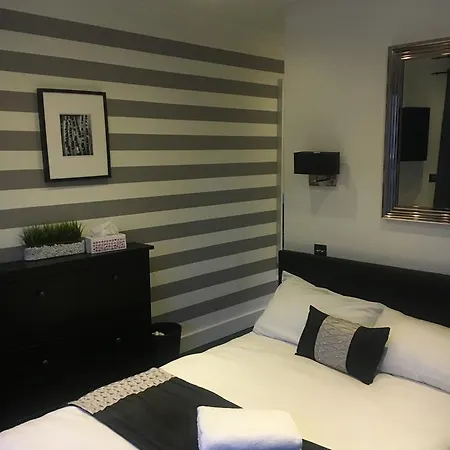 Islington Serviced 3* London