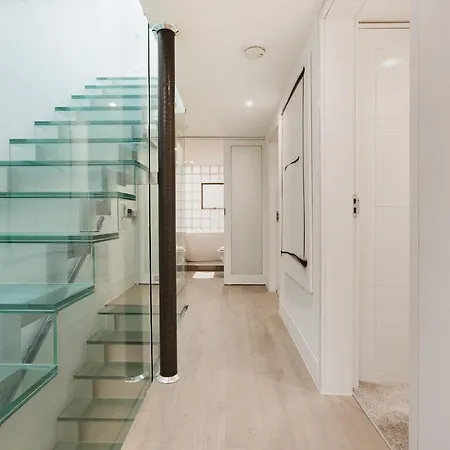 Apartment Stylish 3 Bedroom Mews South Kensington *