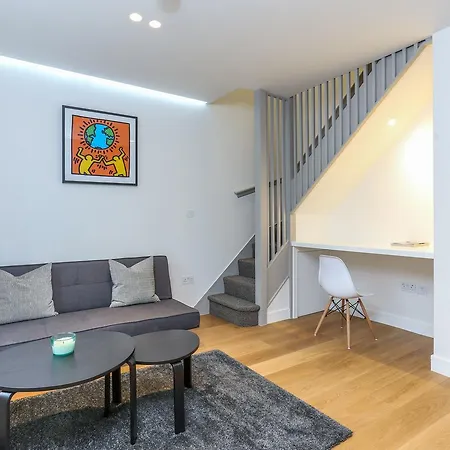 Apartment Inverness Terrace Serviced By Concept *