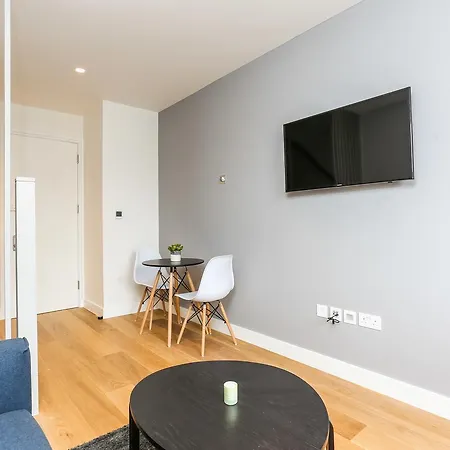 Inverness Terrace Serviced By Concept Apartment *