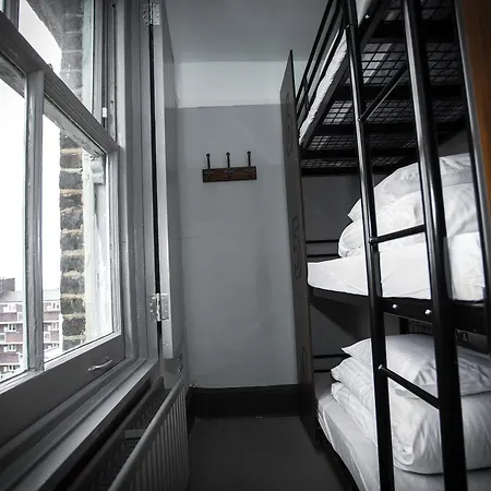 巴特西皇冠酒吧爱情旅舍 旅馆 伦敦