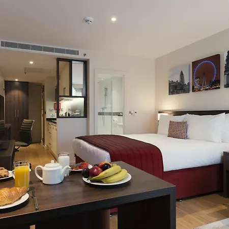 Marlin Waterloo Hotel