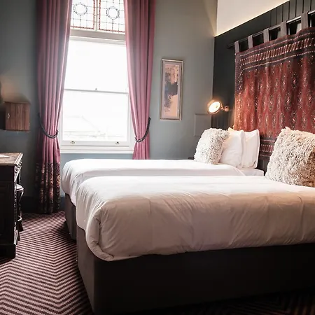 Half Moon Hotel
