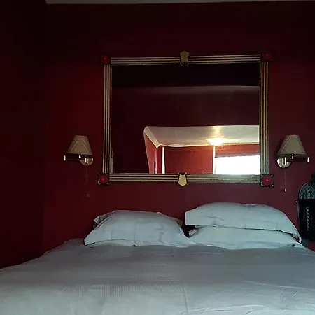 The Troubadour Hotel