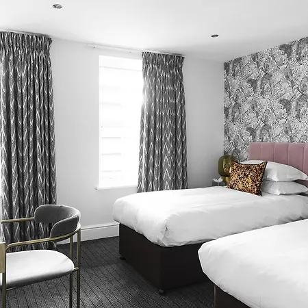 The - Putney Hotel 4*