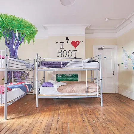 Hootananny Hostel