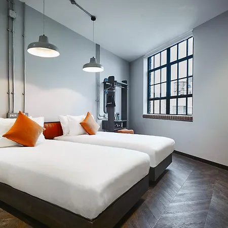 New Road 4* London