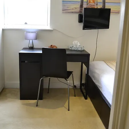 Islington Serviced Guest house