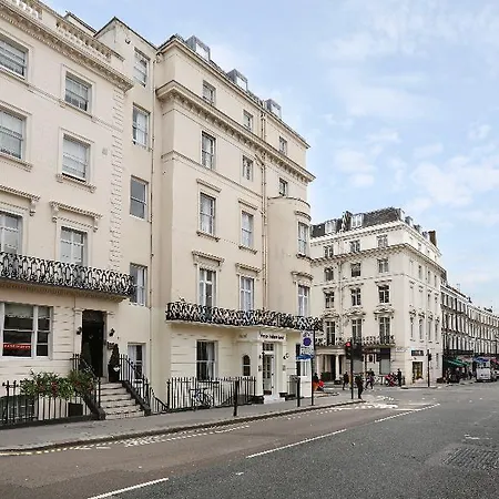 William Hotel