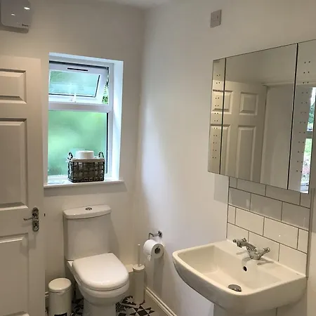 Jack's Mill Bed & Breakfast Harefield