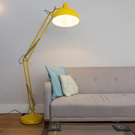 1 Bedroom Converted Warehouse In Stoke Newington Apartment *