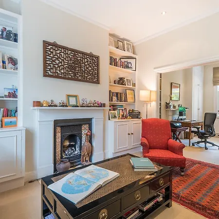 Large Family In Fulham