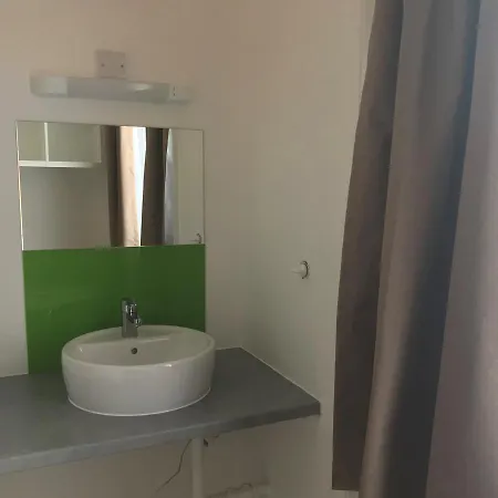 Hostel New Mansion House