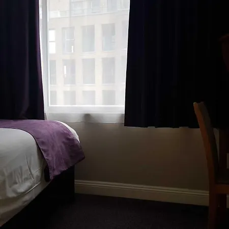 Premier Hammersmith Hotel London