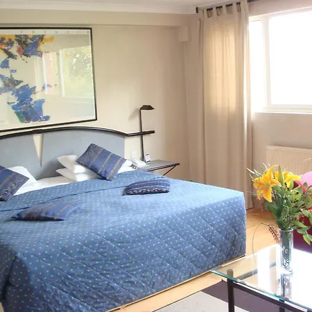 La Reserve Hotel